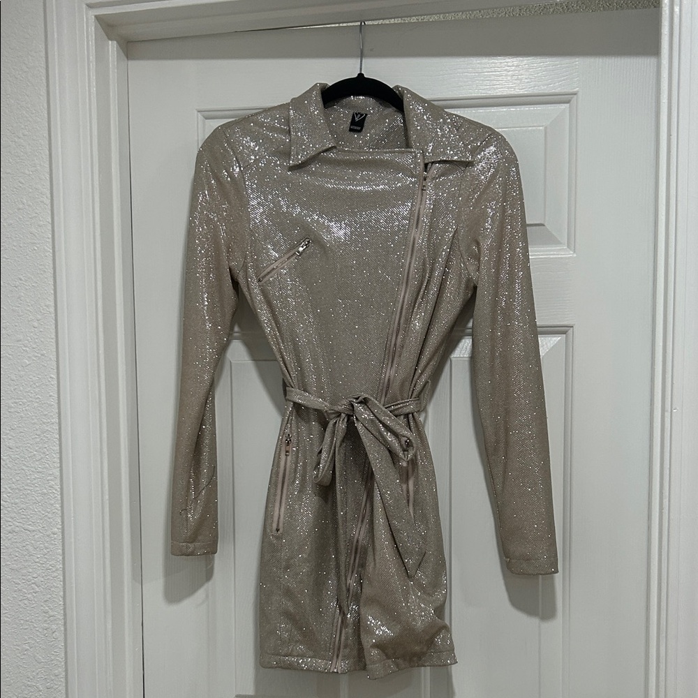 Windsor Glittering Silver Fabric